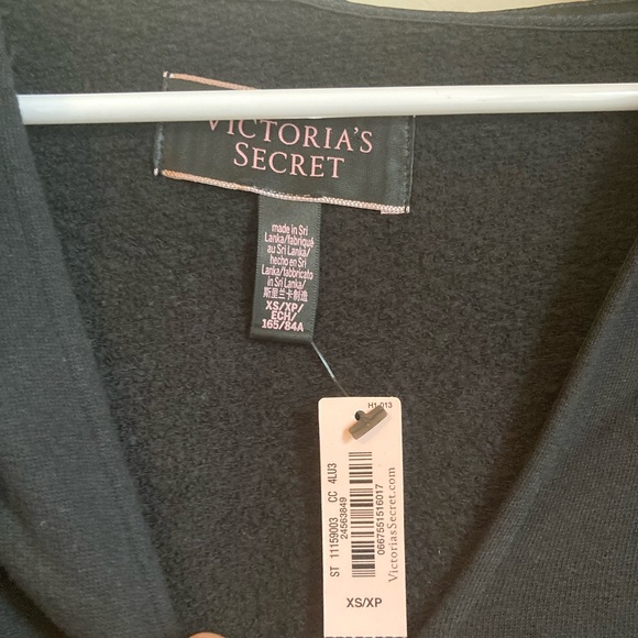 Cropped Victoria Secret Hoodie Black Satin Lining - Picture 3 of 6
